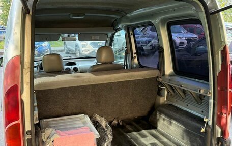 Renault Kangoo II рестайлинг, 2001 год, 130 000 рублей, 6 фотография