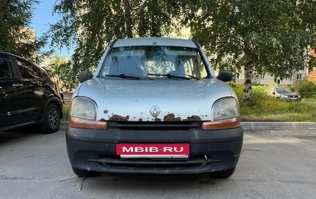 Renault Kangoo II рестайлинг, 2001 год, 130 000 рублей, 5 фотография
