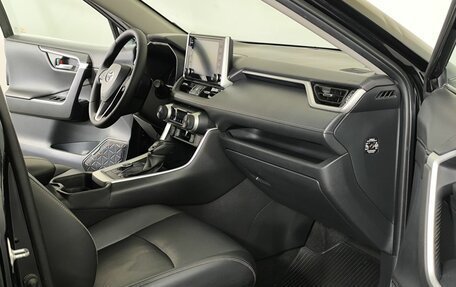 Toyota RAV4, 2021 год, 3 699 000 рублей, 9 фотография