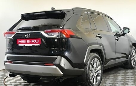 Toyota RAV4, 2021 год, 3 699 000 рублей, 4 фотография