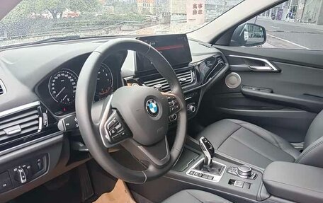 BMW 1 серия, 2023 год, 1 890 000 рублей, 11 фотография
