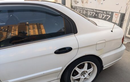 Hyundai Sonata IV рестайлинг, 2005 год, 320 000 рублей, 5 фотография