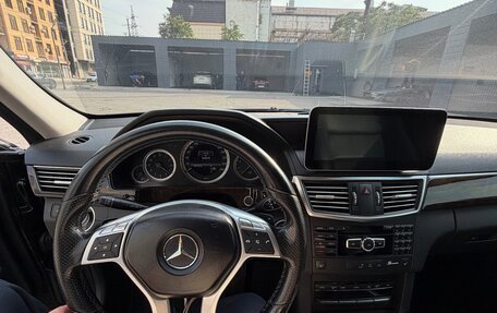 Mercedes-Benz E-Класс, 2012 год, 1 300 000 рублей, 14 фотография