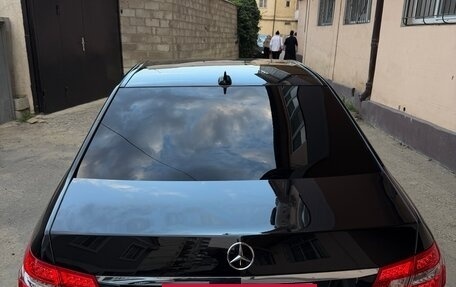 Mercedes-Benz E-Класс, 2012 год, 1 300 000 рублей, 5 фотография