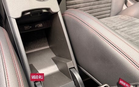 Mercedes-Benz GLA, 2019 год, 2 690 000 рублей, 21 фотография