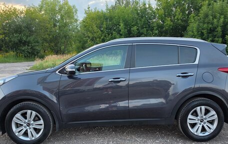 KIA Sportage IV рестайлинг, 2018 год, 2 100 000 рублей, 3 фотография