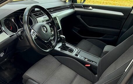 Volkswagen Passat B8 рестайлинг, 2018 год, 1 950 000 рублей, 5 фотография