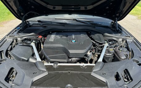 BMW 5 серия, 2018 год, 2 700 000 рублей, 14 фотография