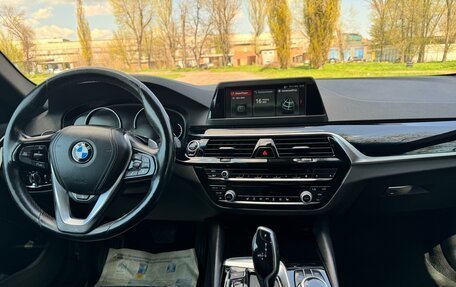 BMW 5 серия, 2018 год, 2 700 000 рублей, 13 фотография