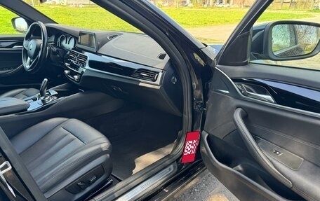 BMW 5 серия, 2018 год, 2 700 000 рублей, 11 фотография