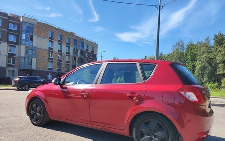 KIA cee'd I рестайлинг, 2011 год, 650 000 рублей, 3 фотография