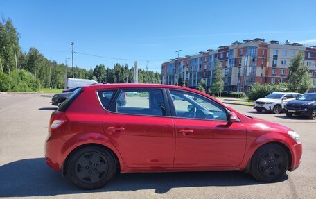 KIA cee'd I рестайлинг, 2011 год, 650 000 рублей, 6 фотография