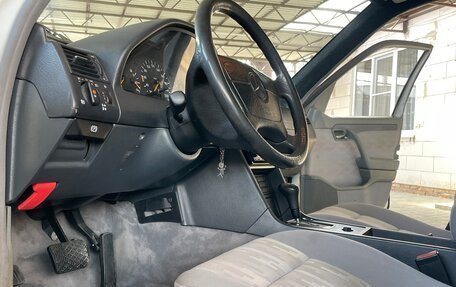 Mercedes-Benz C-Класс, 1994 год, 550 000 рублей, 7 фотография