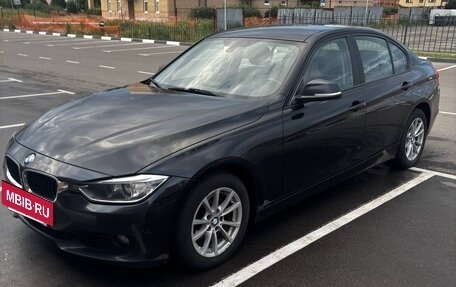 BMW 3 серия, 2014 год, 1 750 000 рублей, 3 фотография
