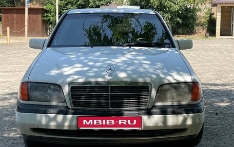 Mercedes-Benz C-Класс, 1994 год, 550 000 рублей, 12 фотография