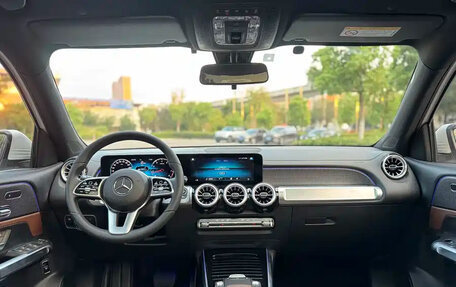 Mercedes-Benz GLB, 2022 год, 2 050 004 рублей, 12 фотография