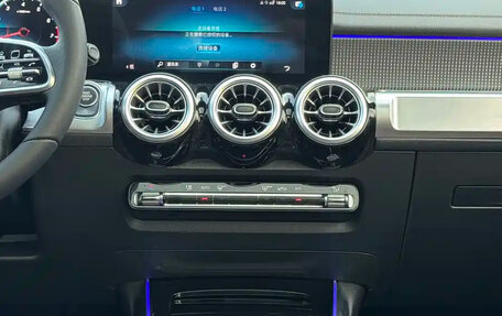Mercedes-Benz GLB, 2022 год, 2 050 004 рублей, 14 фотография