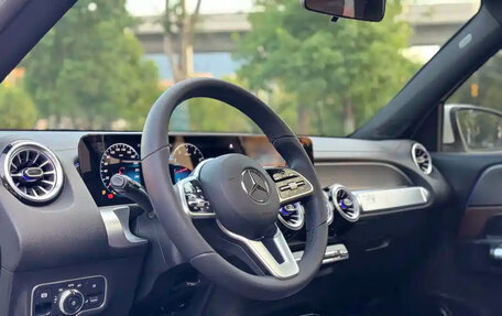 Mercedes-Benz GLB, 2022 год, 2 050 004 рублей, 10 фотография