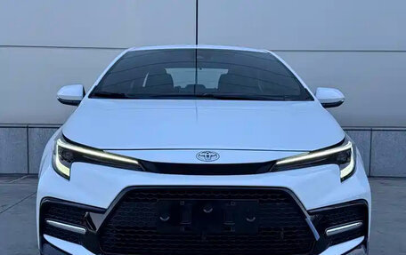 Toyota Corolla, 2023 год, 1 300 004 рублей, 2 фотография