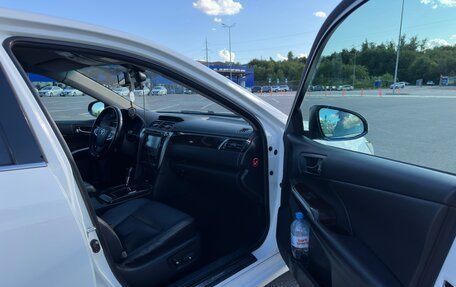 Toyota Camry, 2014 год, 1 850 000 рублей, 12 фотография