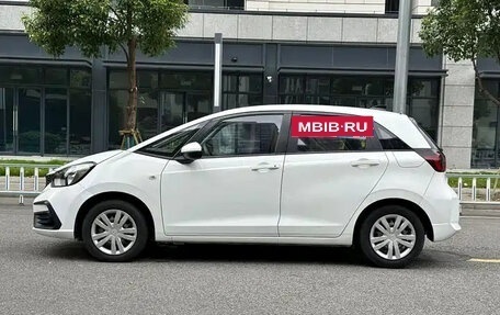 Honda Fit, 2022 год, 1 100 004 рублей, 4 фотография