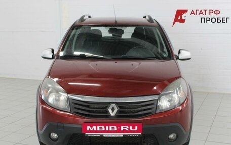 Renault Sandero I, 2013 год, 580 000 рублей, 2 фотография