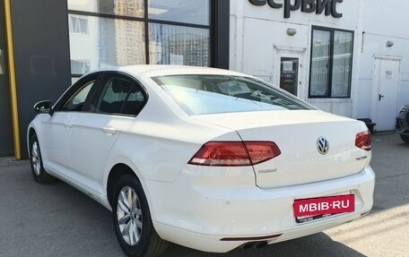 Volkswagen Passat B8 рестайлинг, 2016 год, 1 800 000 рублей, 7 фотография