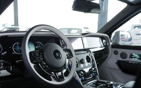 Rolls-Royce Cullinan, 2026 год, 45 911 000 рублей, 9 фотография