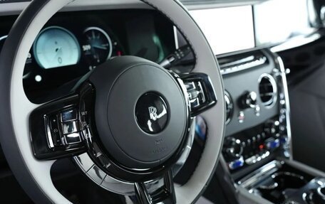 Rolls-Royce Cullinan, 2026 год, 45 911 000 рублей, 11 фотография