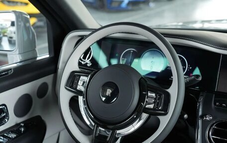 Rolls-Royce Cullinan, 2026 год, 45 911 000 рублей, 10 фотография