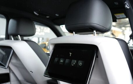 Rolls-Royce Cullinan, 2026 год, 45 911 000 рублей, 20 фотография