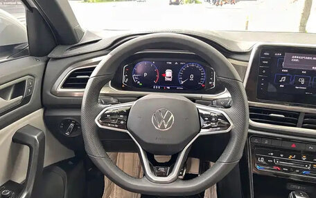 Volkswagen T-Roc I, 2021 год, 1 290 222 рублей, 11 фотография