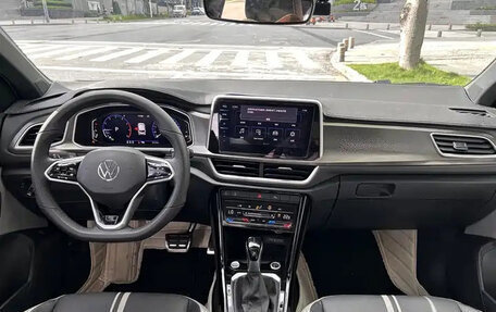 Volkswagen T-Roc I, 2021 год, 1 290 222 рублей, 10 фотография