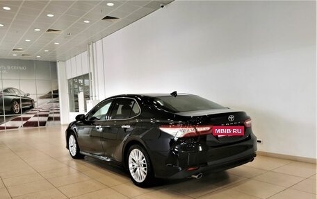Toyota Camry, 2018 год, 2 785 150 рублей, 4 фотография