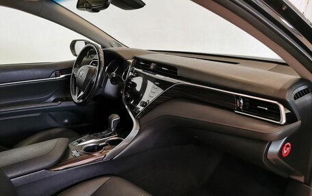 Toyota Camry, 2018 год, 2 785 150 рублей, 12 фотография