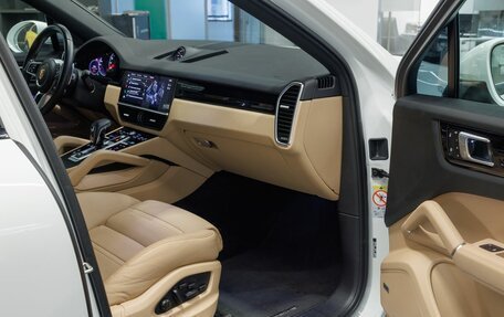 Porsche Cayenne III, 2022 год, 9 298 000 рублей, 34 фотография