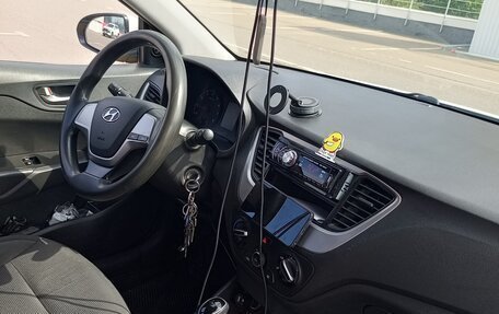 Hyundai Solaris II рестайлинг, 2018 год, 650 000 рублей, 11 фотография