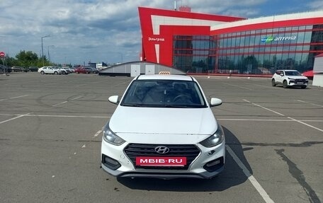 Hyundai Solaris II рестайлинг, 2018 год, 650 000 рублей, 4 фотография