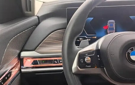 BMW 7 серия, 2025 год, 12 600 000 рублей, 16 фотография