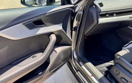 Audi A4, 2019 год, 1 450 007 рублей, 24 фотография