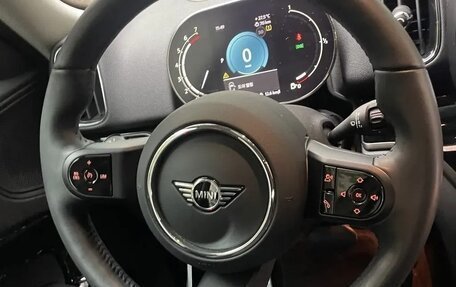 MINI Countryman II (F60), 2023 год, 2 420 000 рублей, 10 фотография