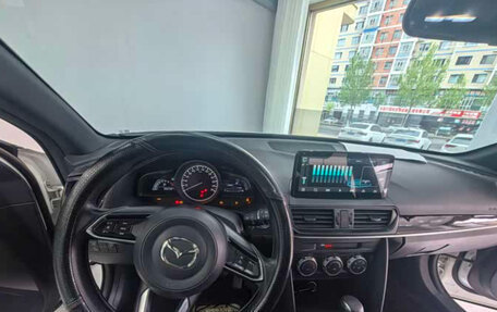 Mazda CX-4, 2023 год, 2 100 000 рублей, 11 фотография