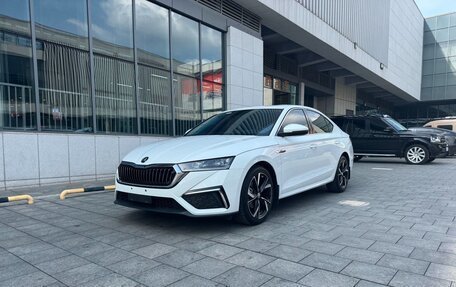 Skoda Octavia IV, 2023 год, 2 396 000 рублей, 1 фотография