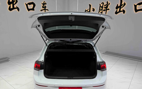 Volkswagen Golf VIII, 2022 год, 1 841 017 рублей, 7 фотография