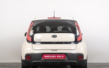 KIA Soul II рестайлинг, 2017 год, 1 299 000 рублей, 5 фотография