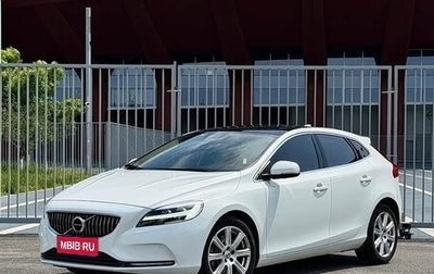 Volvo V40 II рестайлинг, 2017 год, 1 070 007 рублей, 1 фотография