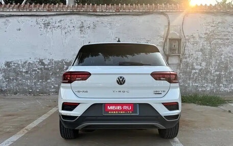 Volkswagen T-Roc I, 2021 год, 1 960 020 рублей, 6 фотография