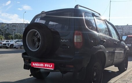 Chevrolet Niva I рестайлинг, 2004 год, 275 000 рублей, 3 фотография