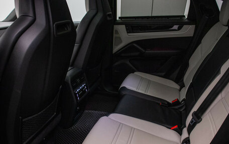 Porsche Cayenne III, 2023 год, 16 900 000 рублей, 12 фотография