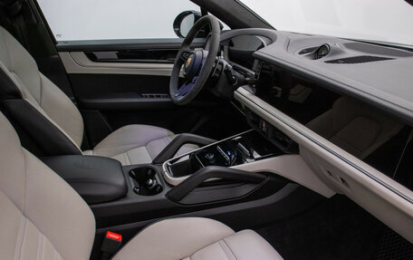 Porsche Cayenne III, 2023 год, 16 900 000 рублей, 10 фотография